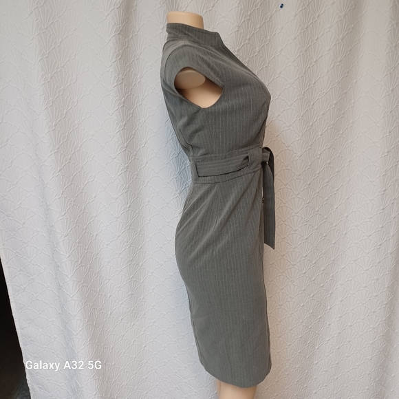 Calvin Klein Women Size  2 Charcoal Button-Front Midi Dress - Picture 6 of 15